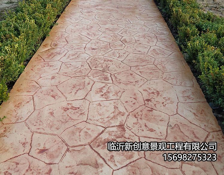 为什么要选择彩色压模地坪？