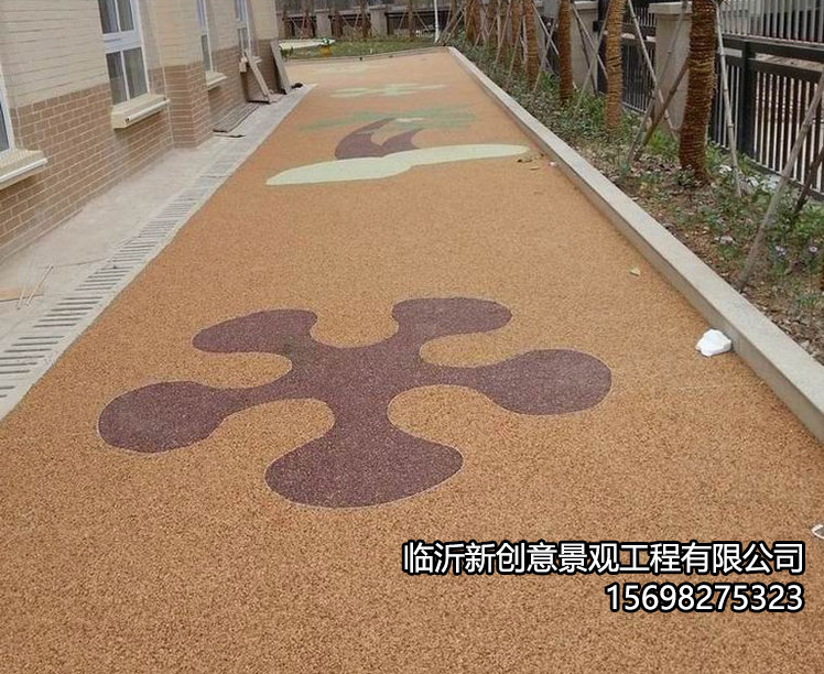 胶粘石透水地坪的作用