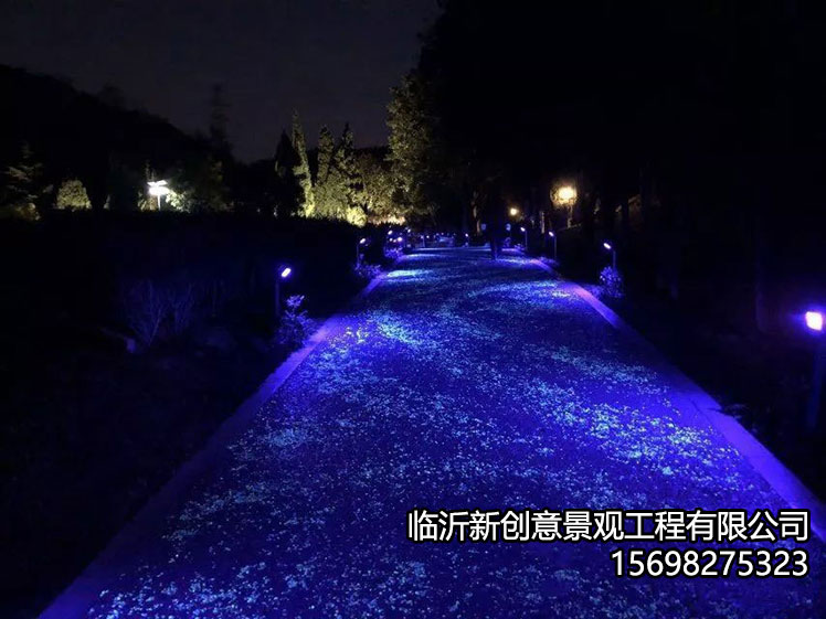 自发光路面的应用越来越广泛！