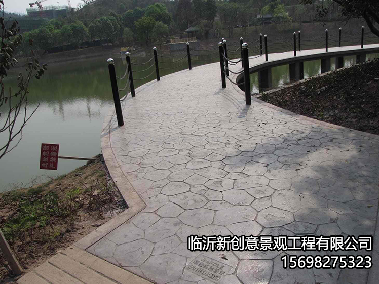 彩色压模地坪的突出特点