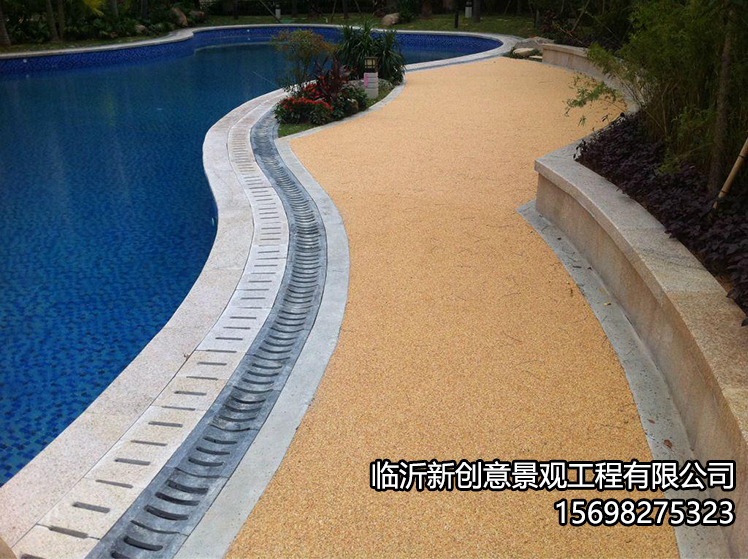 临沂胶粘石透水地坪的应用