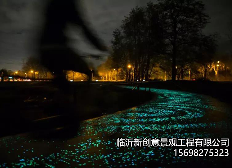 会发光的夜光路面！